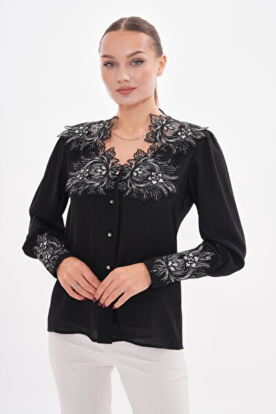 Loom Boutique Kadın Büyük Beden Siyah Üzeri Gümüş Simli Brode Dantelli Kumaş Gömlek G0054