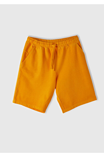 United Colors of Benetton شورت برمودا للرجال مصنوع من القطن العضوي بنسبة 100%...