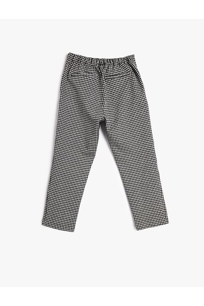 Koton Hose mit hoher Taille und Faltendetails, weicher, strukturierter, elastischer Taille