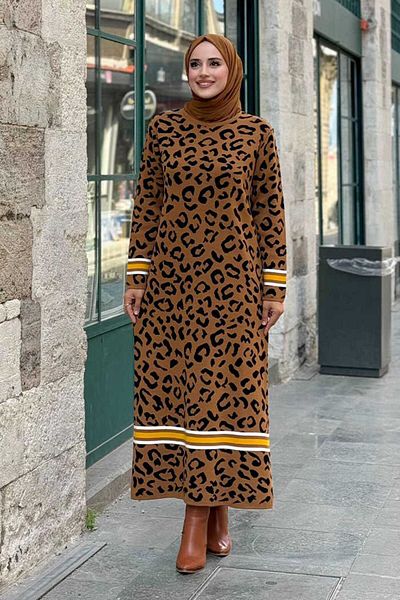 Bym Fashion Πλεκτό φόρεμα με λεοπάρ σχέδιο με λεπτομέρεια ρίγες 18200 Μαύρο-Μαύρο