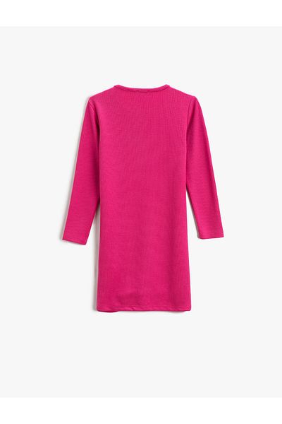 Koton Geripptes Basic-Kleid mit Love-Print