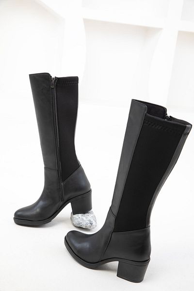 SOHO Schwarze Damenstiefel 16628