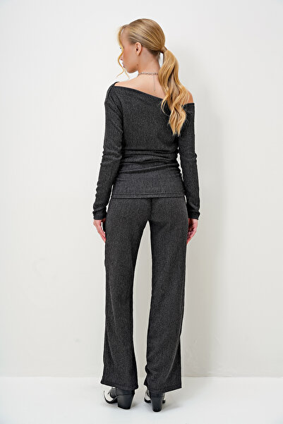 Trend Alaçatı Stili Anthrazitfarbenes Set aus geraffter Bluse mit U-Boot-Ausschnitt und Hose mit weitem Bein – ALC-X13014