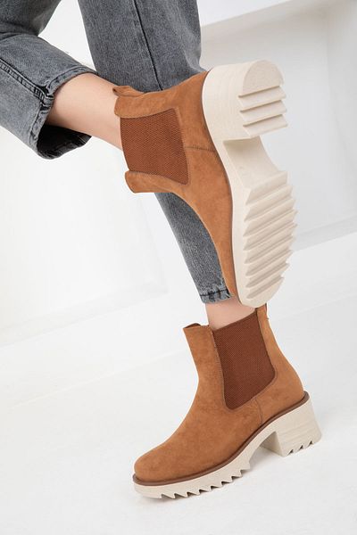 SOHO Tan Suede Women's Boots - 1994 Model Bootie