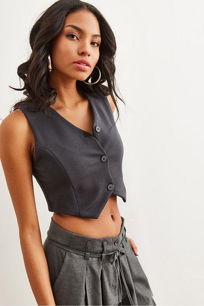 Olalook Women's Smoked Buttoned V-Neck Crop Knitted Vest Ylk- 19000042