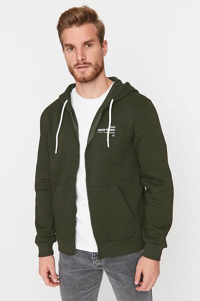 Trendyol Collection Khaki mikina Slogan s kapucí – Regular Fit Tmnaw23Sw00227