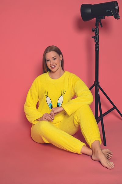 Sude HOMEWEAR Γυναικείο Σετ Πυτζάμες Tweety Λούτρινο