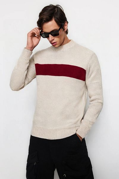 Trendyol Collection Beiger Strickpullover mit Rundhalsausschnitt und Blockmuster - TMNAW25KZ00014