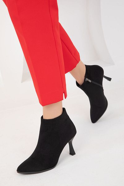 SOHO Black Suede Women's Boots & Booties 17525