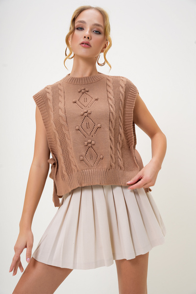 Trend Alaçatı Stili Трикотажен пуловер с кръгло деколте и вратовръзка - Дамски Alc-X12978