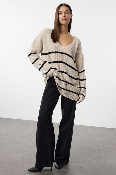 Trendyol Collection Pulover de tricotaj ajurat cu dungi bej TWOAW25KZ00387