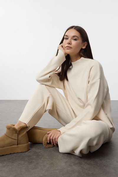 Trendyol Collection Ecru*001 sima kötöttáru szett - alsó és felső készlet TWOAW24AU00045