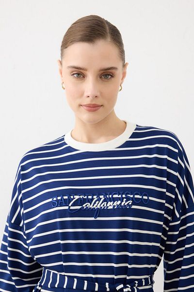 MVStore ROCHIE DE DĂME CU DETALII DE BRODATĂ ÎN FATA
