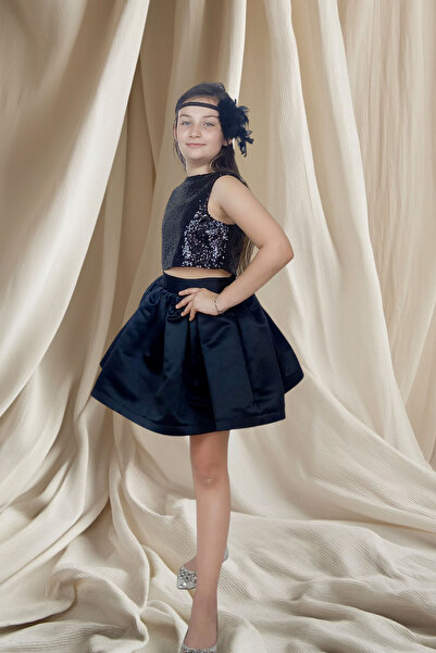 GİST Kız Çocuk Siyah Pullu Sırt Dekolteli Crop Siyah Kısa Etek Abiye Takım