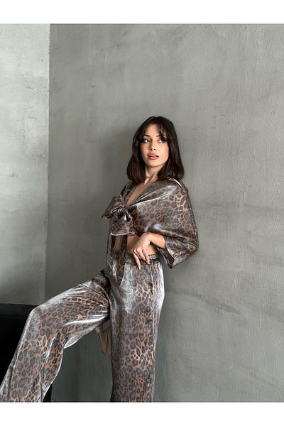 ELBEY Leopard Patterned Casual Set - Front Tie