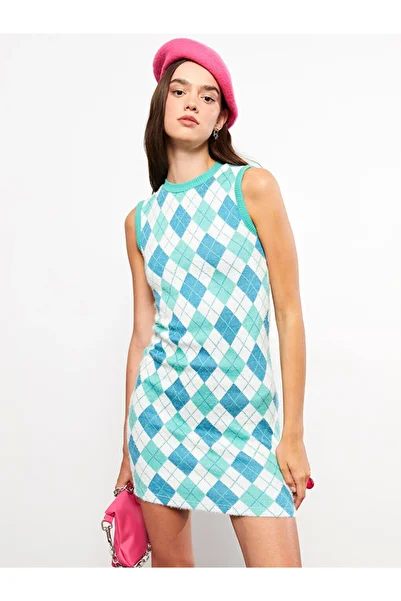 LC Waikiki Patterned Crew Neck Sleeveless Knitwear Women's Dress