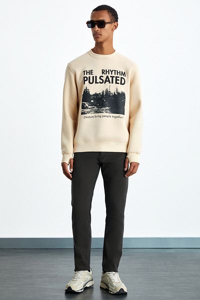 GRIMELANGE Yanke Men's Front Printed Round Neck Finger Snap Detailed Beige Sweatshirt