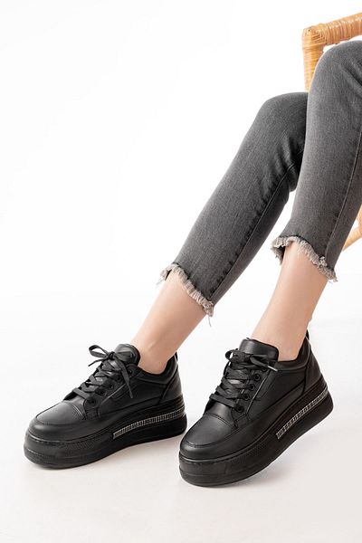 İnfon Ayakkabı Marketi Black Lace-Up Sole Casual Sneakers with Stone Accessories Sneakers