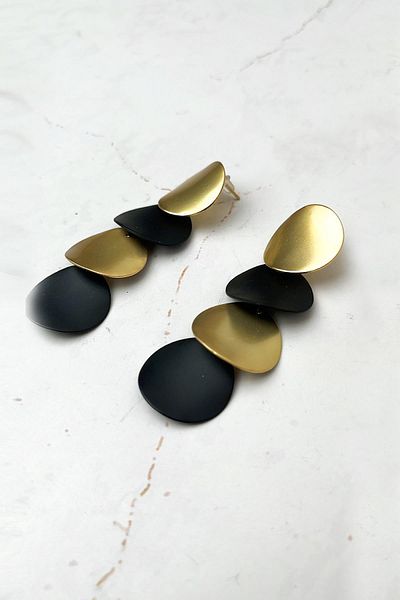 Modex Gold/Black Dangle Circle Earrings
