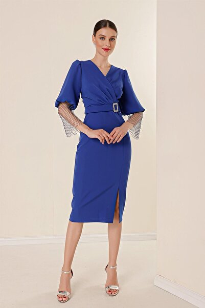 By Saygı Velké dvouřadé šaty s límečkem s balonovým rukávem a korálkovým detailem