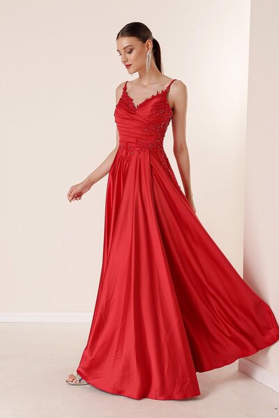 By Saygı Seilbesetztes, mit Perlen verziertes, detailliertes, gefüttertes, drapiertes, langes Satinkleid