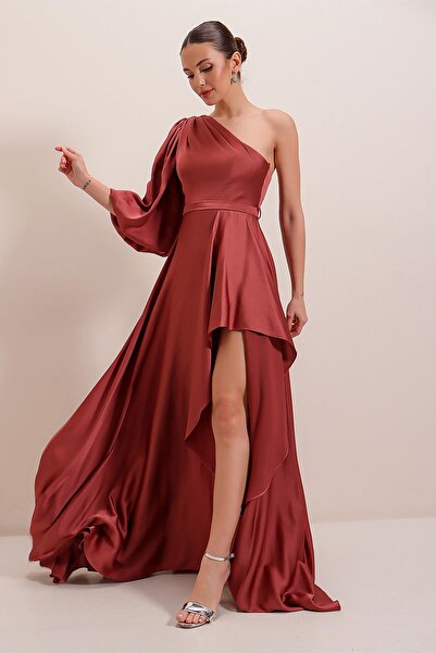 By Saygı Egyujjú Flounce elülső bélelt krepp szatén hosszú ruha