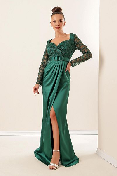 By Saygı Rochie mini din satin cu mâneci din tul, căptușită cu sclipici, cu decolteu dublu