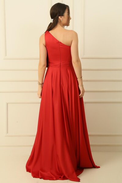 By Saygı Egy vállú, bélelt krepp ruha