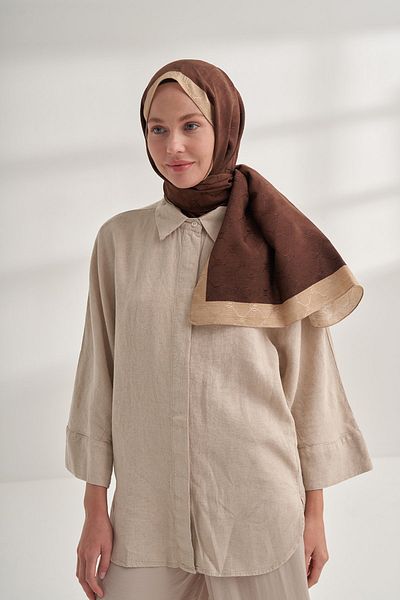 ARMANDA Coffee Color Chain Monogram Shawl