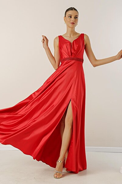 By Saygı V-nyakú vastag pántos derék gyöngyös bélelt széles méretű hosszú szatén ruha