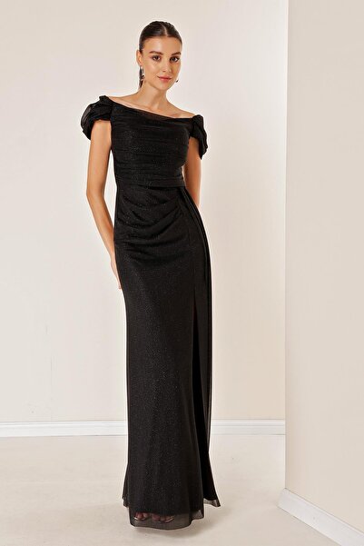 By Saygı Stříbrné dlouhé šaty s nízkým rukávem podšité vpředu