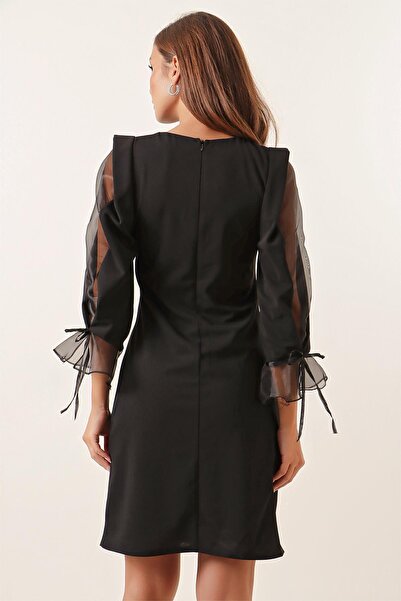 By Saygı Lycra šaty s poloorganizovanou podšívkou rukávů