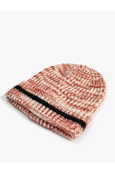 Koton Knitted Beret with Line Detail and Layered Edges