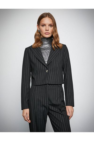 Koton Melis Ağazat X – Glitzer-Crop-Blazerjacke