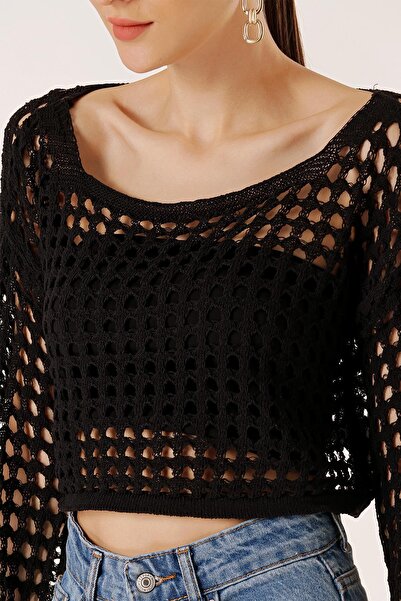 By Saygı Hole Crop Sweater