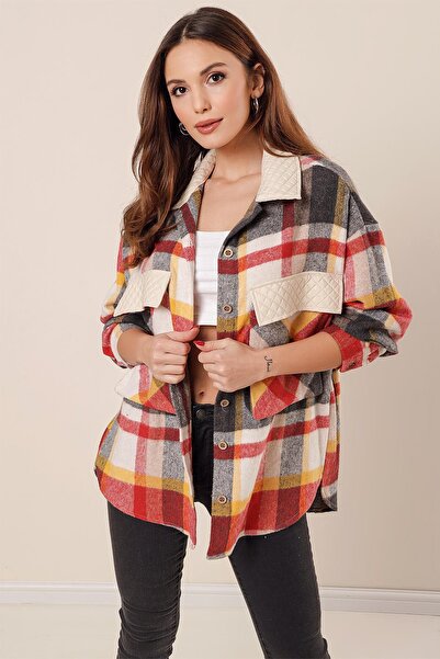 By Saygı Cămașă oversize de lemn cu buzunar pentru geantă și garnitură