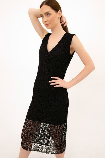 Vivika Kadın V Yaka Kalın Askılı Kolsuz Etek Altı Güpür Detaylı Diz Altı Triko Elbise