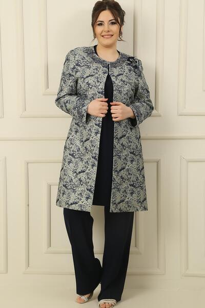 By Saygı Jewelry with Stone Detail on Collar and Sleeves, Lined Jacquard Jacket with Tank Top and Trousers Inside, Large Size 3-Piece