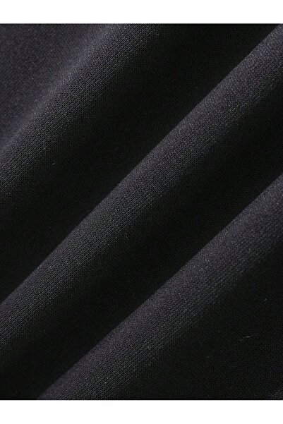 Pink Sky είναι ο πιο υπέροχος χριστουγεννιάτικος μπροστινός εμπριμέ μαύρο φούτερ με κουκούλα6