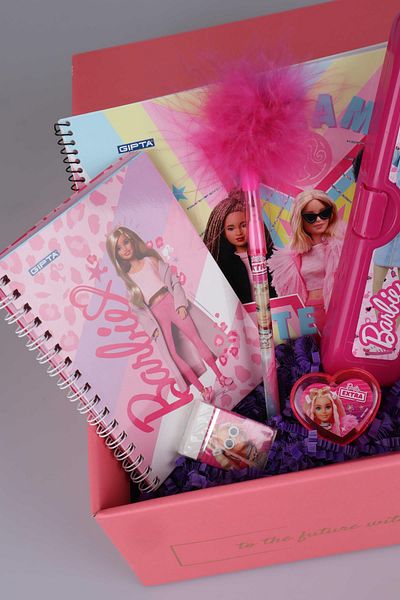 Barbie "Pink Love" DEKOMUS Special Box - مجموعة قرطاسية مدرسية مرخصة للموسم الجديد