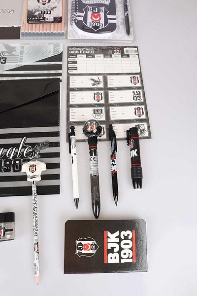 Beşiktaş LICENSED CIFTLE 36 PIECES PREMIUM STATIONERY SET