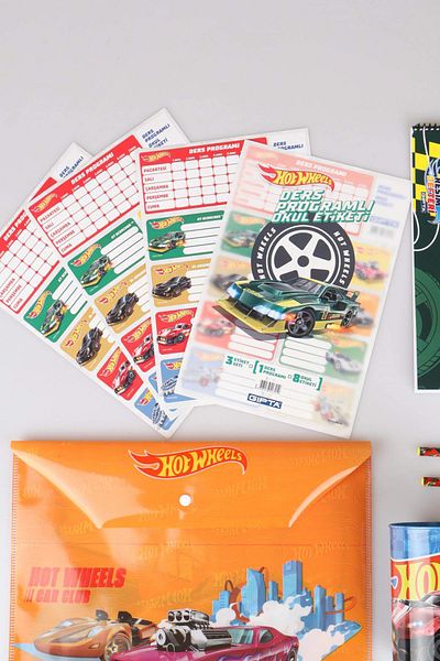 HOT WHEELS Set de 12 bucăți de hârtie Hot Wheels cu licență pentru sezonul nou - fișier cu știfturi, stilou, gumă de șters, pușculiță, ascuțitor de creion RE