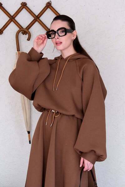 Ceylan Otantik Milky Brown 3 Yarn Sweat & Skirt Set