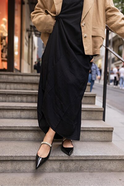 carweza Libby Μαύρο λουστρίνι - Παντόφλες με πέτρινη λεπτομέρεια