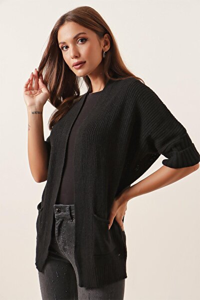 By Saygı Knitwear Poncho Cardigan with Half Bat Sleeve Pockets