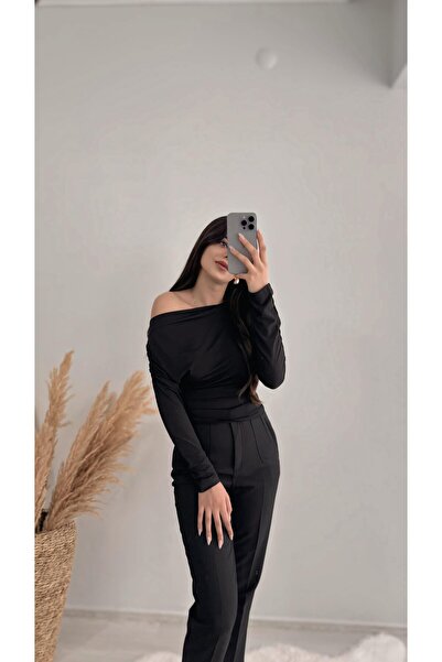Sedaunlu Lucky Düşük Omuz Drapeli Asimetrik Krep Bluz Siyah