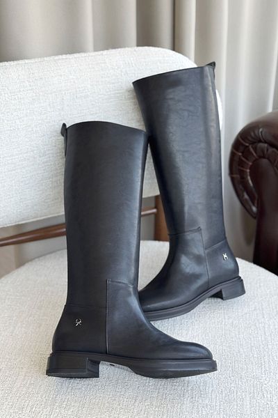 GOFFSHOES Дамски ботуши Poter с плоска подметка и катарами - черни, кожени