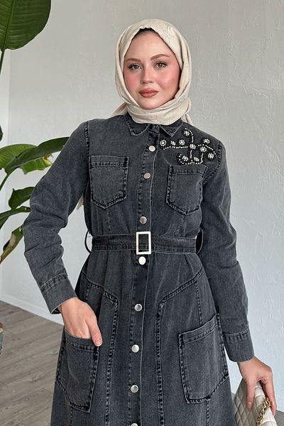 InStyle Μαύρο τζιν φόρεμα με ζώνη με χάντρες