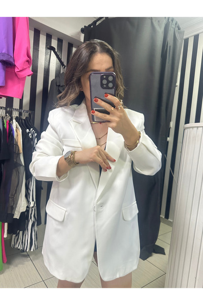 neslihansarıca Tek düğmeli astarlı beyaz ceket ,white tam kalıp ceket