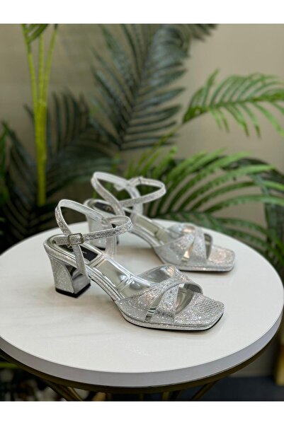 DİVA Γυναικεία βραδινά παπούτσια Diva Silver Cross Strap